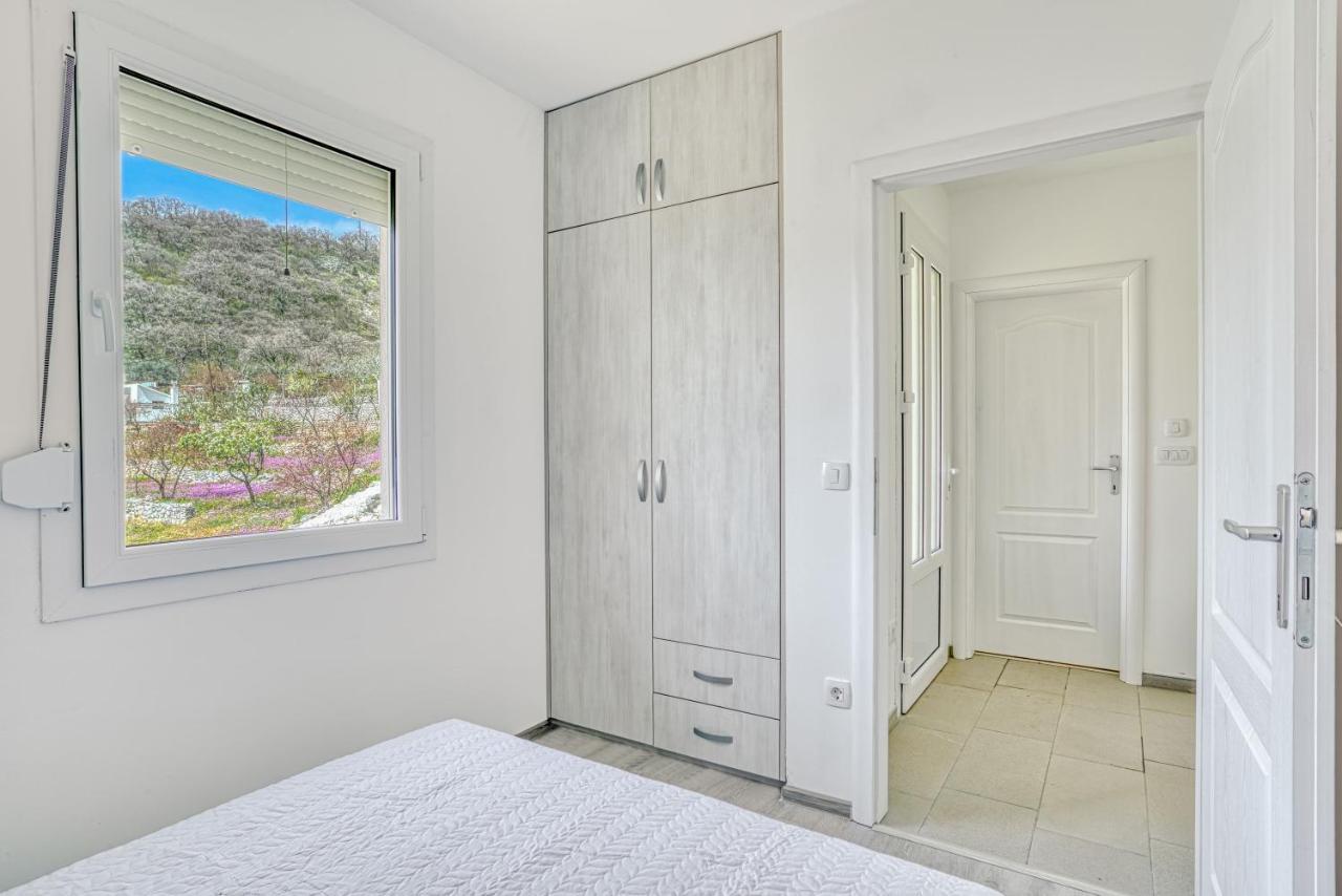 Two Bedroom House With Sea View Maj Buljarica Εξωτερικό φωτογραφία